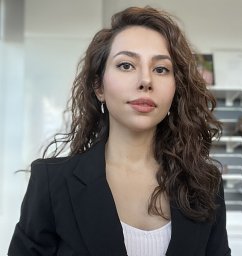 Firouzeh Rosa Taghikhah