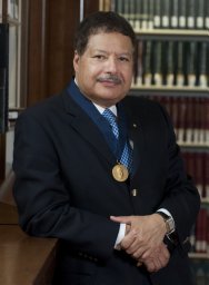 Ahmed H Zewail