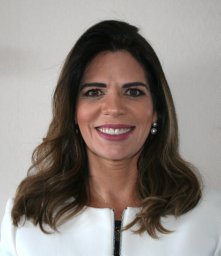 ADRIANA DA FONTE PORTO CARREIRO